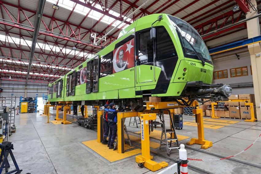 Bursa’da yaşamının vazgeçilmez unsuru toplu ulaşım daha güvenli ve konforlu