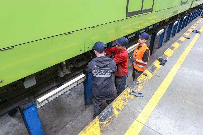 Bursa’da yaşamının vazgeçilmez unsuru toplu ulaşım daha güvenli ve konforlu