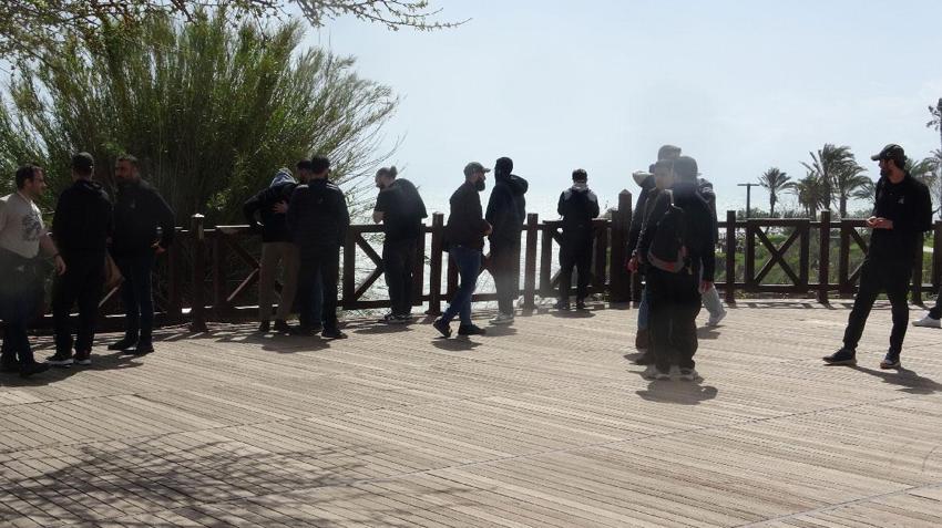 Antalya'da sağanak yağış sonrası dünyaca ünlü şelale denizi kahverengiye bürüdü