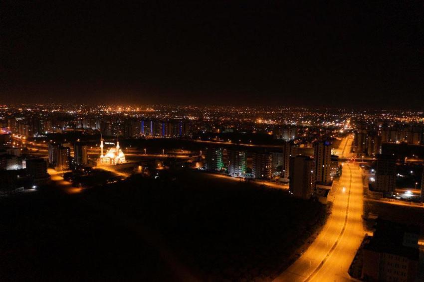 Adana’ya yeni yol müjdesi AK Parti Sözcüsü Ömer Çelik’ten geldi