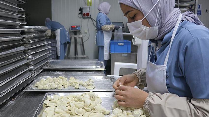 Tatilde yediği yemek girişimci yaptı! Şimdi 100 çalışanıyla üretip satıyor