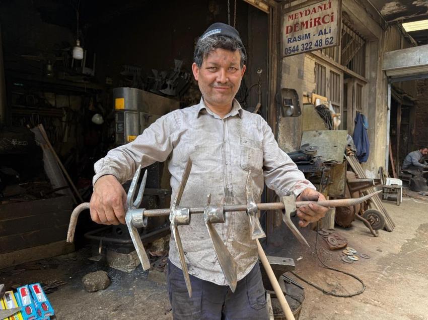 Dayısının yanında başladı, 45 yıldır bırakmadı: 20 ustadan sadece 3 kişi kaldılar!