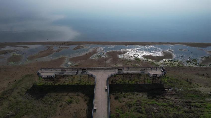 Her yerde göl ve barajların su seviyesi artarken İznik Gölü'nde su çekildi! Bölge halkı kara kara düşünüyor
