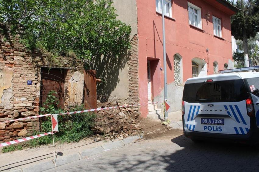 Aydın’da bahçe duvarı yıkılınca ortaya çıktı: Tam 30 metre! Görünce gözlerine inanamadılar