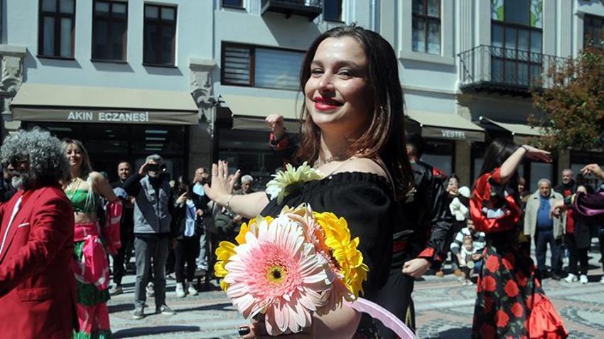 Edirne'de sokaklar renk cümbüşüne döndü! Özel günde onlarca etkinlik gerçekleştirildi
