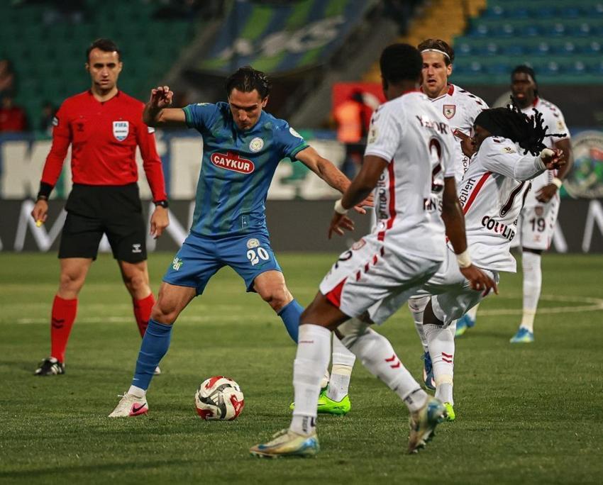 Samsunspor 4-1 yenildi, taraftar patladı: Artık yeter! Fuat Çapa, Mustafa Aztopal istifa