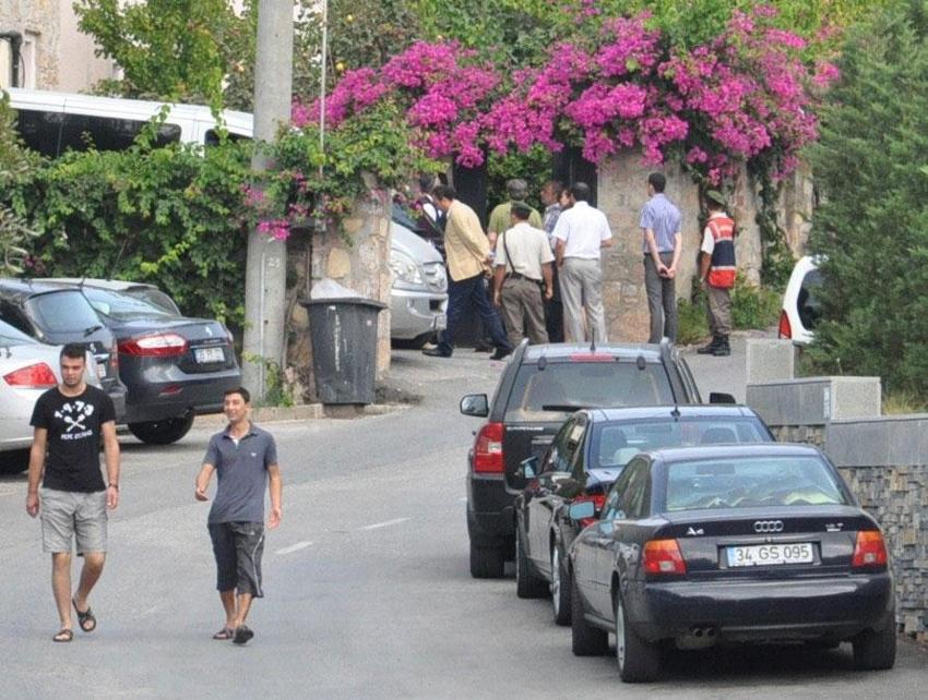 Manken Aslı Baş yıllar sonra davası sil baştan! Acılı baba: Kızımın telefonundaki mesajları silinmiş, kameralar sökülmüş