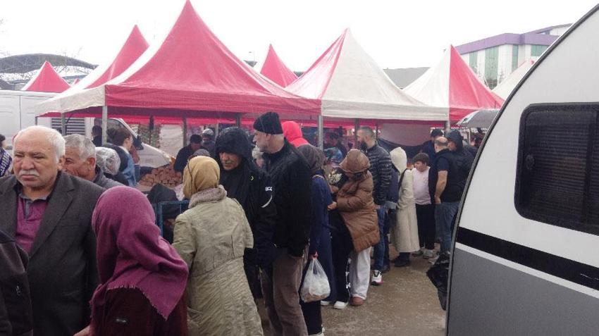 Kocaeli'nin en lezzetli festivali! Geleneksel Hamsi Festivali'nde 5 ton hamsi dağıtıldı