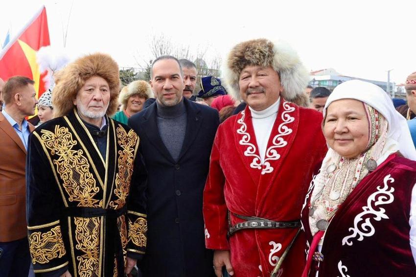Niğde'de Nevruz Bayramı coşkusu kortejle başladı