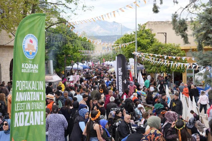 Adana'da Kozan Portakal Çiçeği Festivali'nde Osmanlı geleneği yaşatıldı, ciğer tezgahları davul zurna ile şenlendi