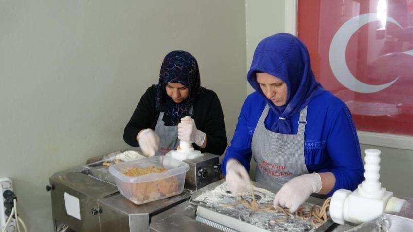 Misafirlerine yaptığı yemek hayatını değiştirdi! KOSGEB desteğiyle tesis kurdu: Şimdi günde 100 kilo üretiyor