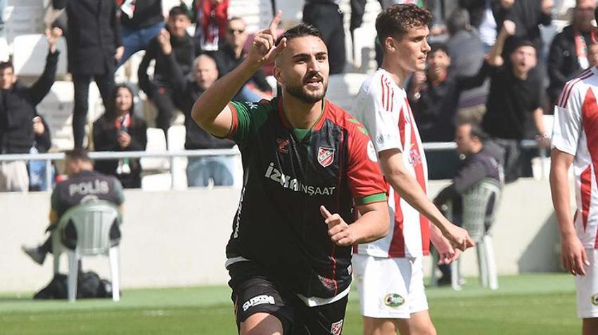 Karşıyaka'dan gövde gösterisi! Rakiplerine 5'er gol atmaya devam ediyor
