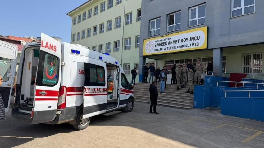 Şanlıurfa'da lisede silahlı dehşet! Saldırgan hayatına son verdi: Yaralılar var