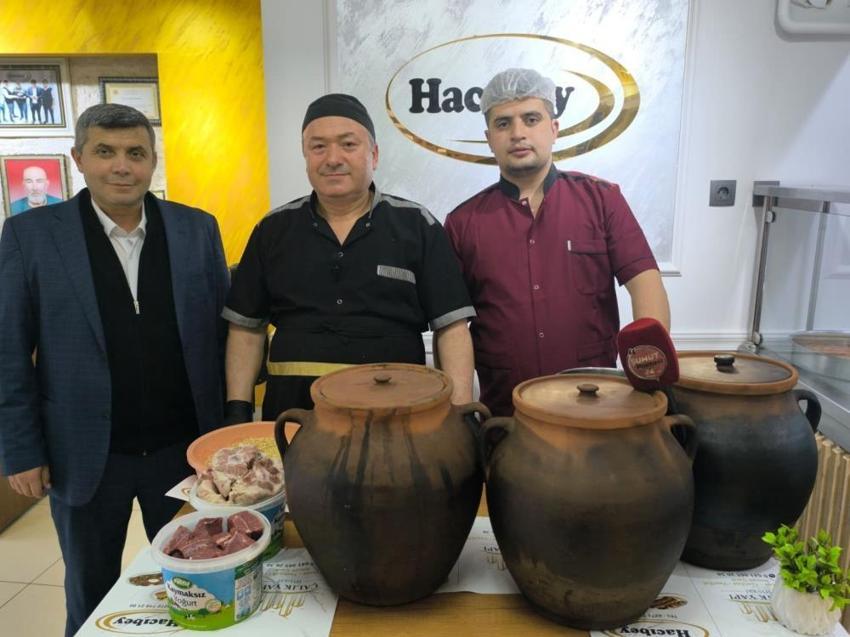 Afyonkarahisar Şuhut’ta 12 saatlik lezzet nöbeti: Sırrı dövülmesinde ve taş fırının küllerinde saklı!
