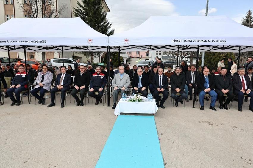 Sivaslı çiftçilere müjde: 18 bin dekar arazi üretime kazandırılıyor! Bakanlıktan %75 hibe desteği imkanı