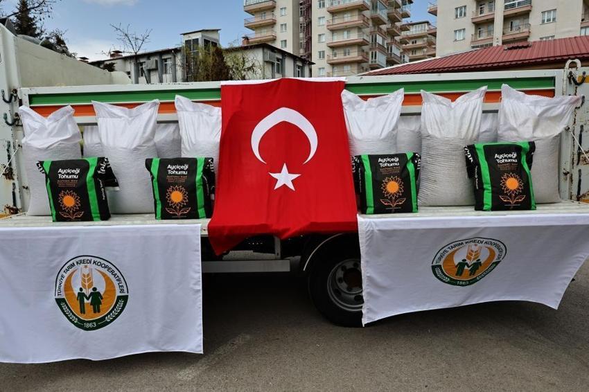 Sivaslı çiftçilere müjde: 18 bin dekar arazi üretime kazandırılıyor! Bakanlıktan %75 hibe desteği imkanı