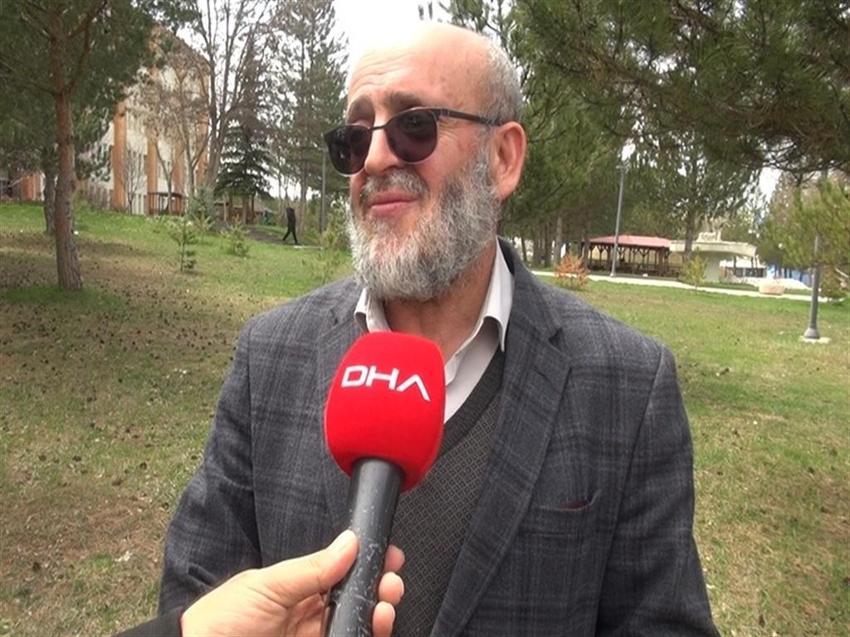 Sivas'ta mezarlıkta tespit edildi! İlahiyatçı öğretim üyesi dronla görüntüledi