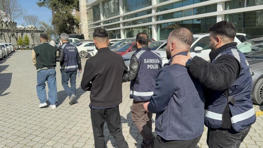 Gece 'hesap fazla geldi' diye barı kurşunladılar! Gündüz özür dileyip polise teslim oldular