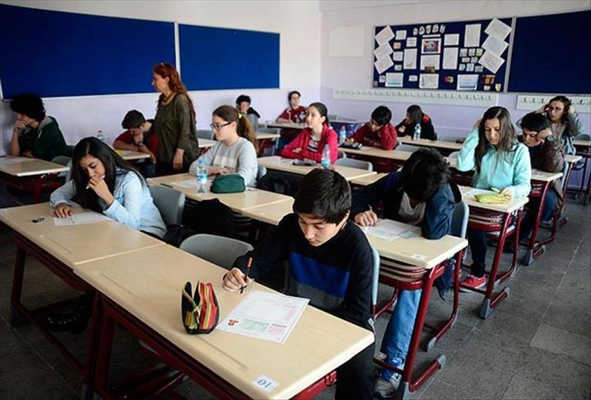 Bugün Okullar Tatil mi? İşte MEB'den son dakika açıklaması! 15 Nisan 2026 Çarşamba Türkiye genelinde okullar tatil mi?