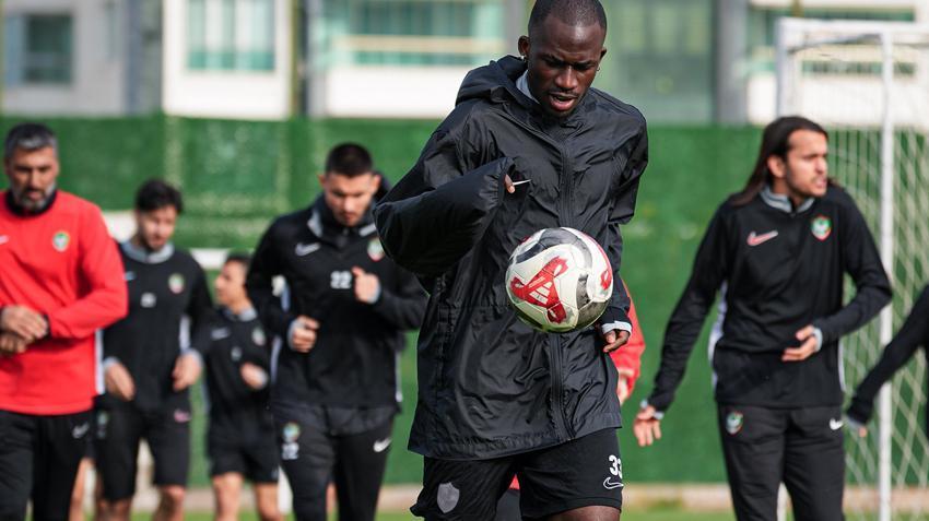 Amedspor'da Mesut Bakkal puan kaybı sonrası izin vermedi