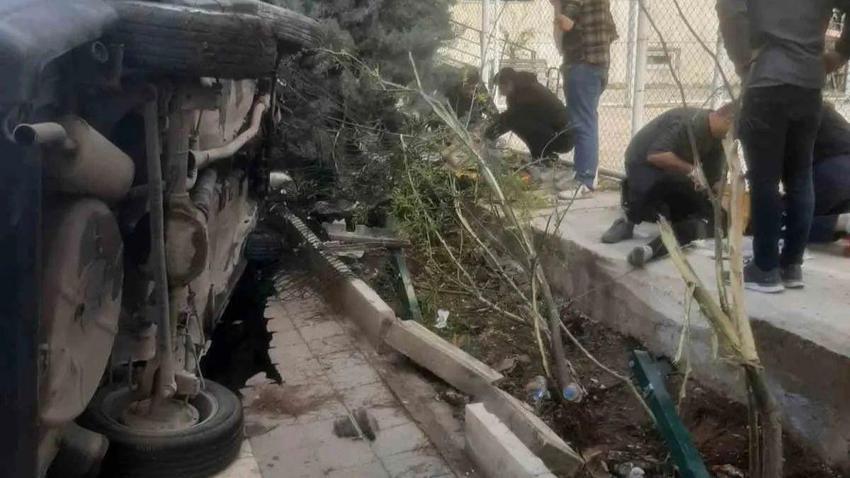 Diyarbakır’da öğrencilere çarptı, yardıma gelenlere bıçak çekti!