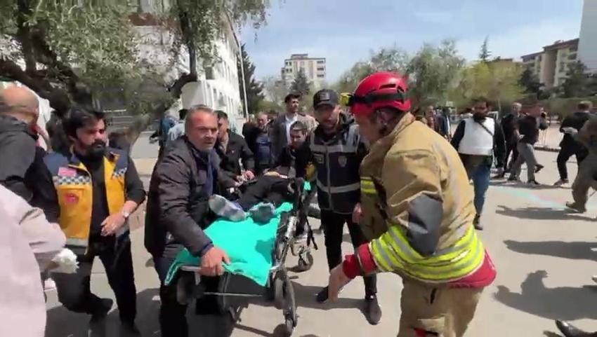 Son dakika : Kahramanmaraş'ta ortaokulda silah sesleri