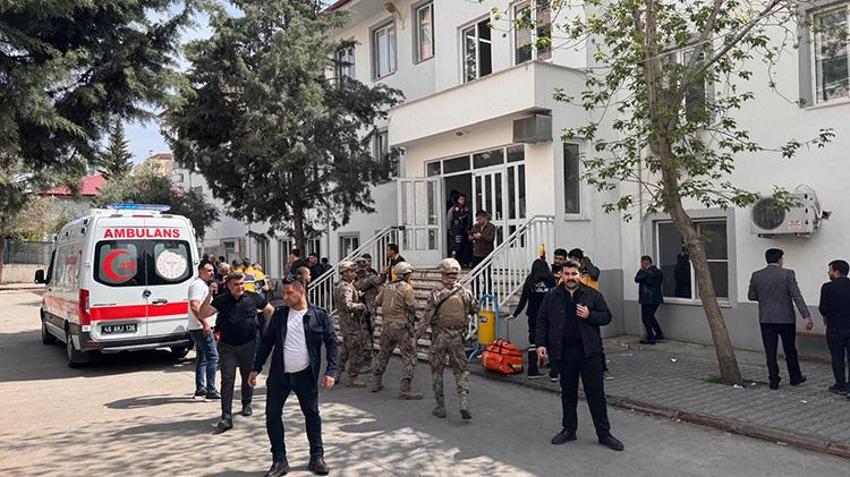 Kahramanmaraş'taki okul saldırısında dehşete düşüren detaylar! "5 silah ve 7 şarjörle gelmiş"