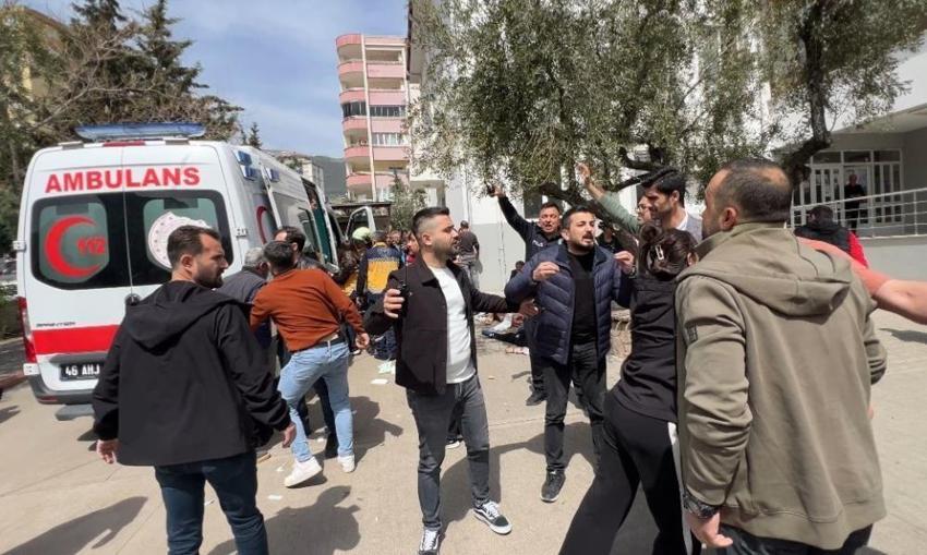 SON DAKİKA: Kahramanmaraş'ta kanlı okul baskını! 8'inci sınıf öğrencisi av tüfeğiyle saldırdı: Valilik yeni bilgileri paylaştı