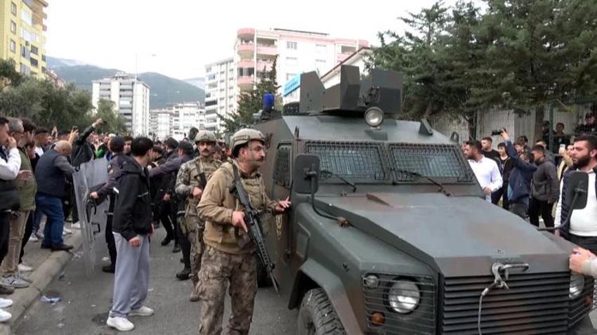 Son dakika : Kahramanmaraş'ta ortaokulda silah sesleri