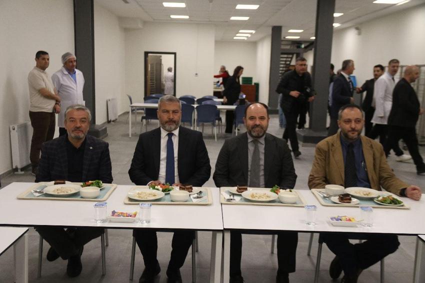 Anadolu Üniversitesi’nden yemek üretiminde örnek model: 35 TL’lik 4 çeşit yemek