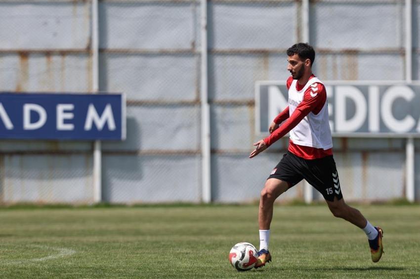 Sivasspor’a Rey Manaj müjdesi! İsmet Taşdemir'in istediği oldu