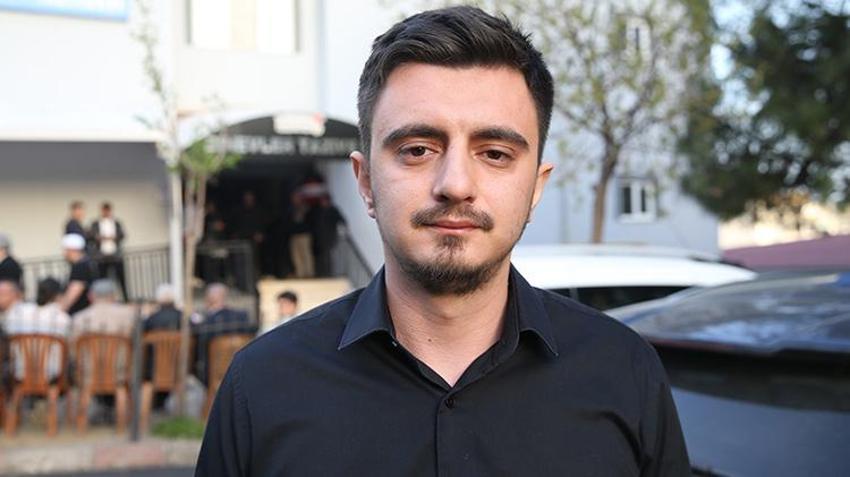 Okul saldırısında öğrencilerine siper olmuştu! Ayla öğretmenin çocuklarından yürek burkan sözler: 'Annem bir kahramandı'