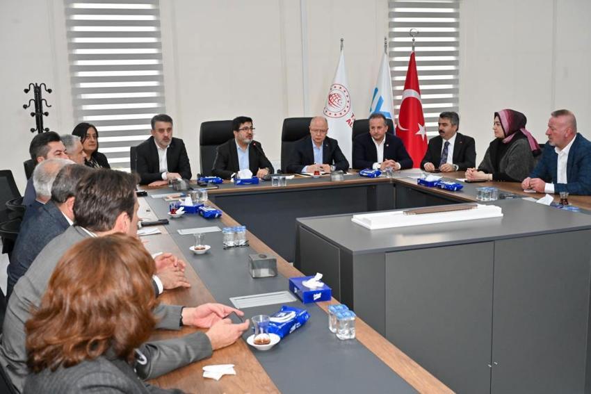 Bursa’ya müjdeli haber geldi! Yüksek hızlı tren 2026 yılı sonunda hizmet vermeye başlayacak