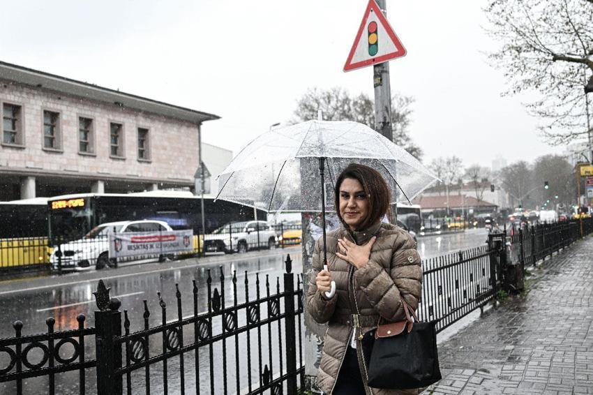 Sıcaklıklar düşüyor sağanak yağış ve fırtına kuvvetli geliyor! Meteoroloji ve İçişleri Bakanlığı sarı ve turuncu alarm verdi