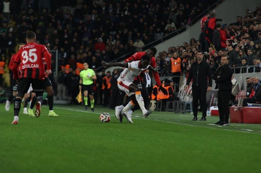 Volkan Demirel 5 maç kaybedip düşme hattına girdi, 'memnunum' dedi