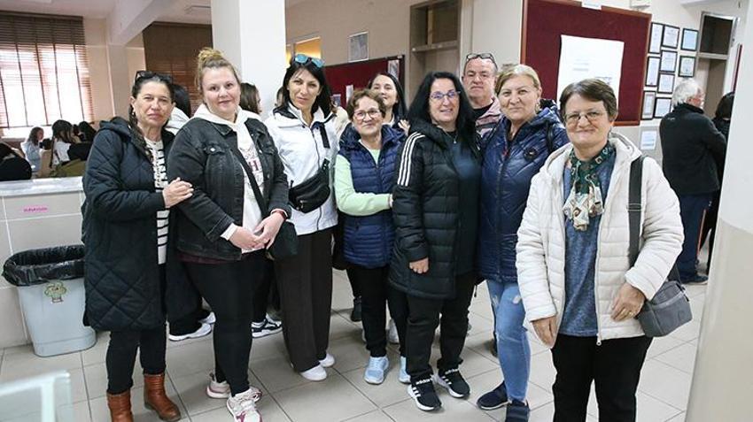 Bursa, İzmir, Eskişehir ve Yalova'da sandıklar kuruldu! Akşam 8'e kadar oy verme işlemi devam edecek