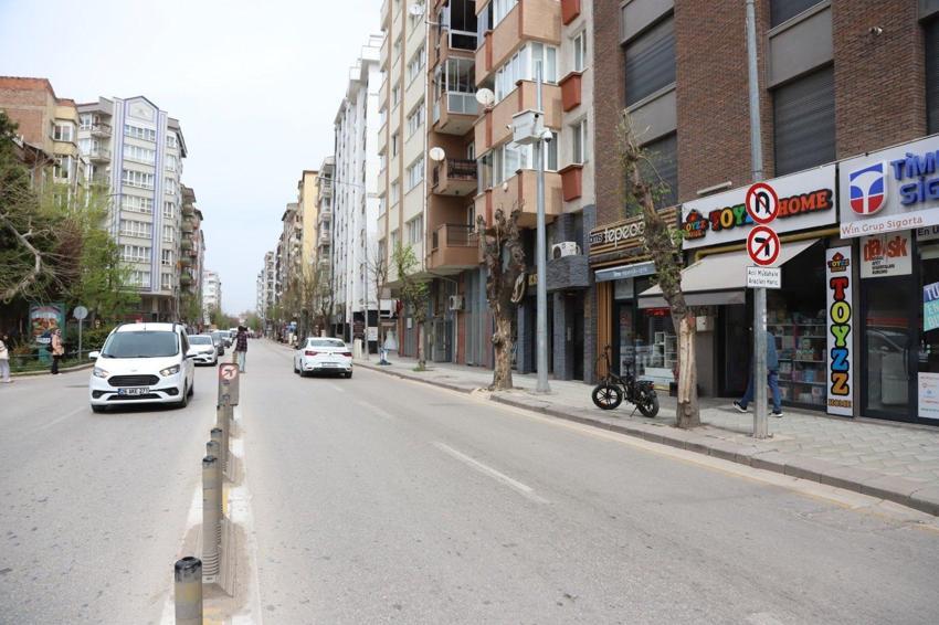 Eskişehir Büyükşehir Belediyesi yeni UKOME kararlarını duyurdu: Tepebaşı Kavşağı'nın kapatılma süresi uzatıldı!