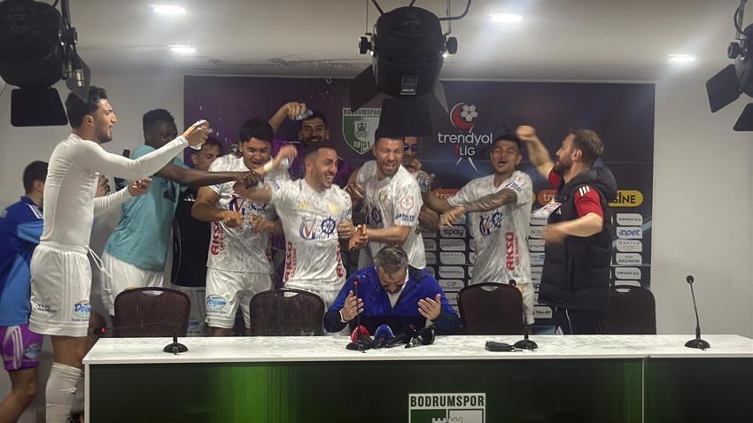 Erzurumspor, Süper Lig'e çıktı, Serkan Özbalta canlı yayında neye uğradığını şaşırdı