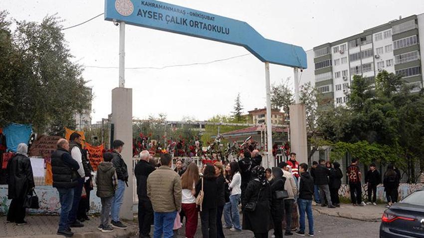 Kanlı saldırıya imza atan İsa Aras Mersinli'yi sınıf arkadaşı anlattı: 'Kalemle kolunu deşer, sırası kan olurdu, İngilizcesi Türkçesinden daha iyiydi'