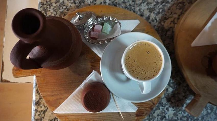 Kahve değil adeta ilaç: Yarım asırlık bu sırrı duyanlar Gölhisar’a akın ediyor