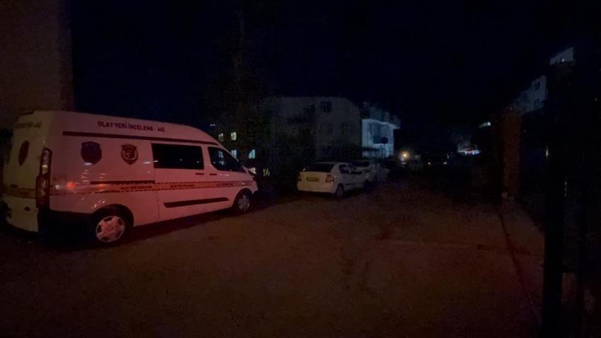 Boşandığı yıl evinde ölü bulundu: Genç adam karısına ve çocukları ayrı ayrı not bıraktı!