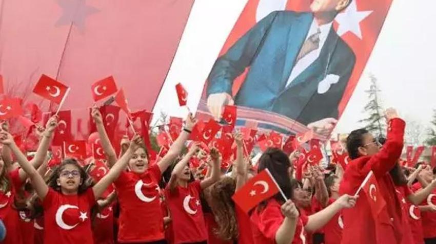 23 NİSAN OKULLAR TATİL Mİ? 23 Nisan kutlamaları iptal edildi! 24 Nisan tatil mi? Resmi kurumlar kapalı mı?