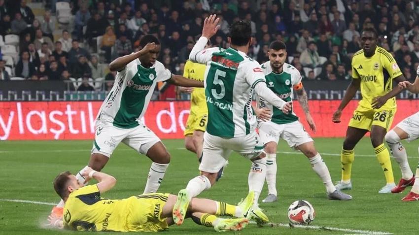 Fenerbahçe elendi, Adanaspor'un eski yıldızı maçta gündem oldu