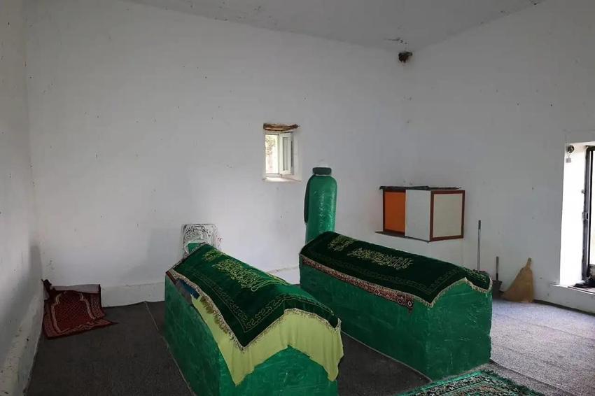 Kayseri'de esrarengiz türbe: Belediye harekete geçti