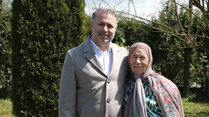 Anneler gününde aldığı hediye hayatını değiştirdi: Süheyla Şimşek’in el mızıkasıyla başlayan hayatı belgesel oldu