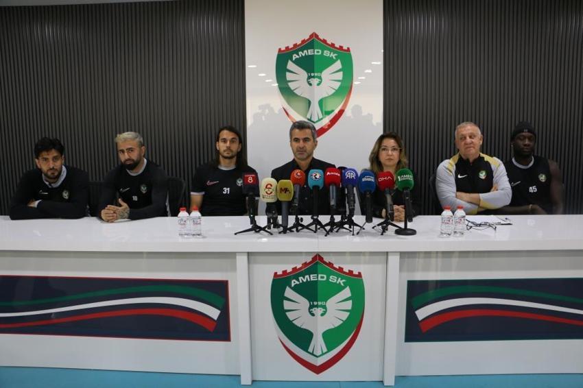 Amedspor'da Mesut Bakkal 'özür dilerim' deyip resti çekti: Hemen giderim