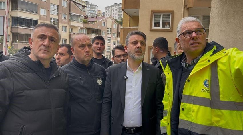 Bursa’da felaket havadan görüntülendi...Balkonlar yıkıldı, araçlar enkaz altında
