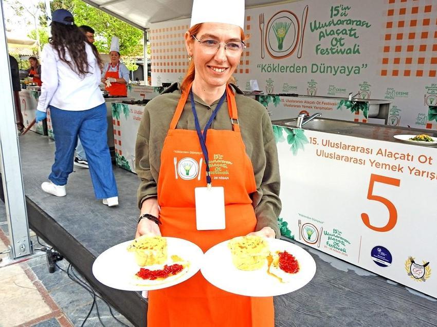 İzmir'de Alaçatı Ot Festivali coşkusu! Gastronomi şöleninde en güzel ot yemeği belli oldu