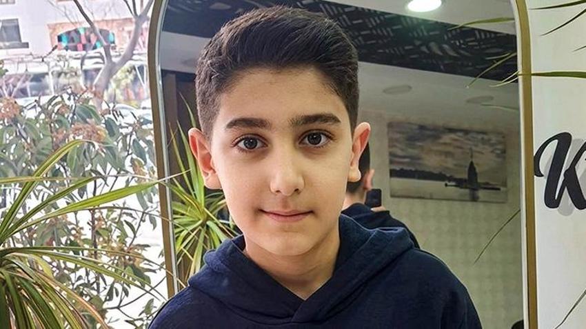 Okul saldırısında çocuğunu kaybeden acılı baba: 'Oğlum, kız çocuklarını korumuş'