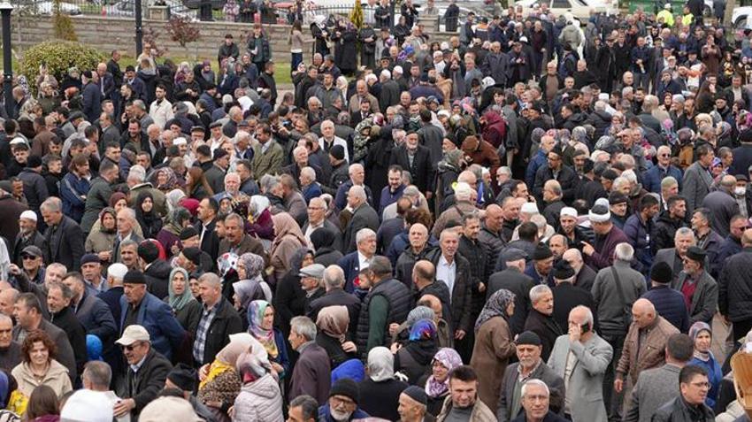 Kastamonu'da ilk hac kafilesi dualarla kutsal topraklara uğurlandı